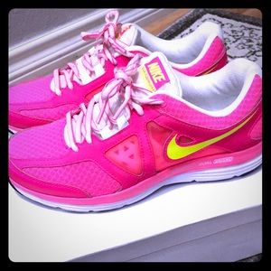 Nike dual fusion lite2